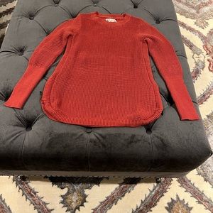 Akini burnt orange sweater